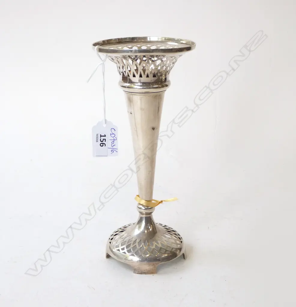 STG SILVER VASE, B'HAM 1911 H.220mm, 188gms LTTLE DENTS Image 1++