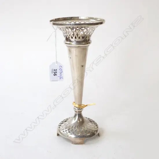 STG SILVER VASE, B'HAM 1911 H.220mm, 188gms LTTLE DENTS