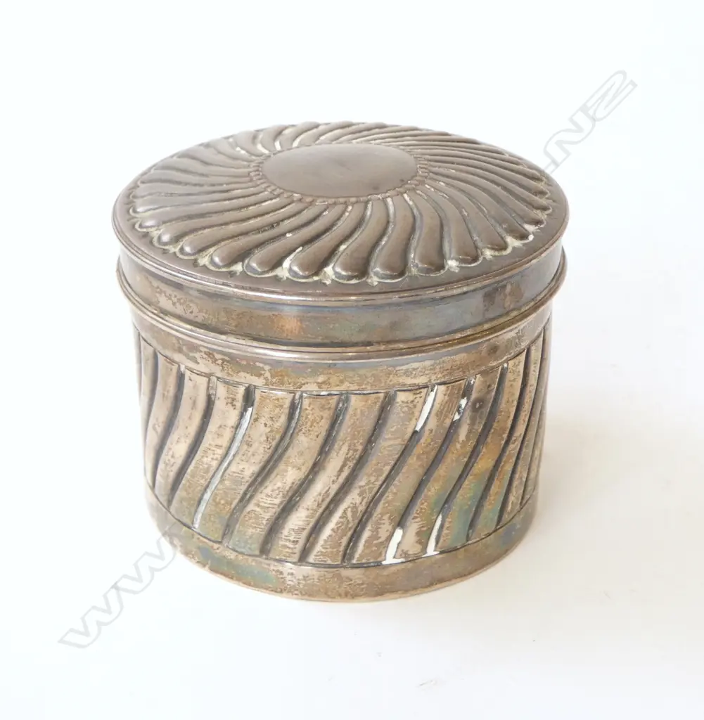 STG SILVER LIDDED CONTAINER, LONDON 1889 119gmrs Image 1++