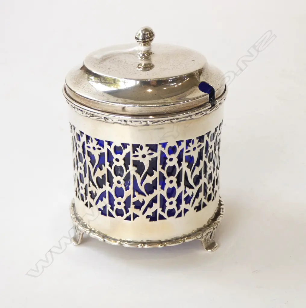 STG SILVER LIDDED CONTAINER 114grms BLUE GLASS LINER H.105mm Image 1++