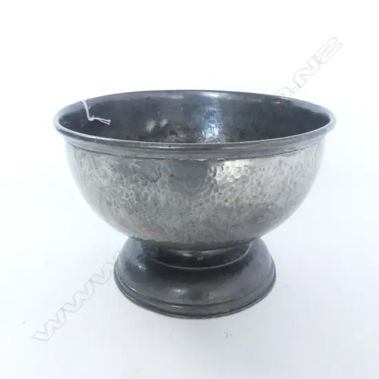 VINTAGE PEWTER PUNCH BOWL DIA 230MM
