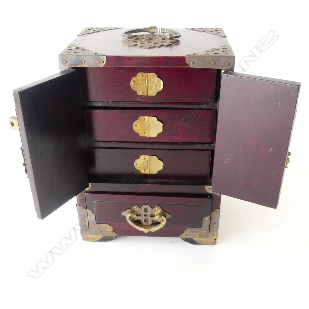 Small painted & ceramic inlaid chinese cabinet 155x115x210mm Image 1++