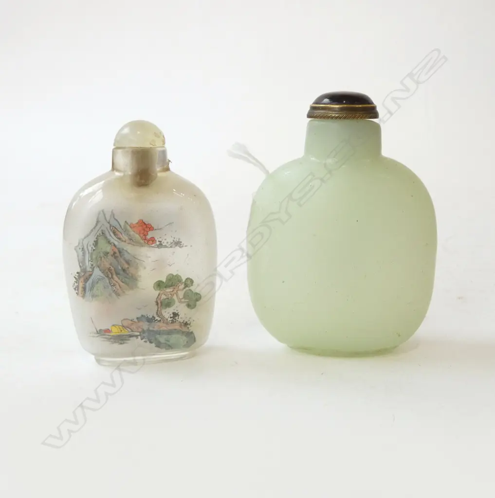 2 ORIENTAL SNUFF BOTTLES H.75mm Image 1++