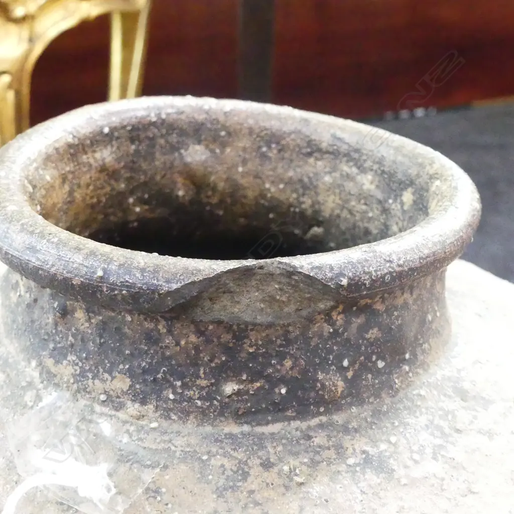 Well used 1800’s Shigaraki Tea storage vase Anagama; Chips to rim, H.500mm Image 1++