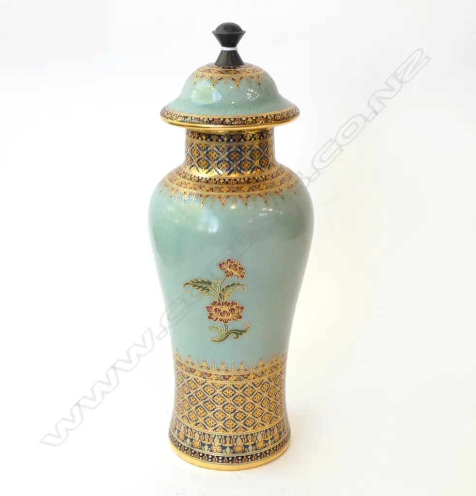 CELADON LIDDED GINGER JAR 'BURAN BENJARONG' THAILAND H.325mm Image 1++