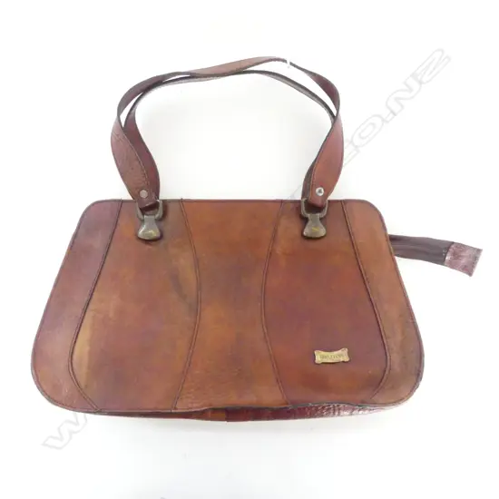 VINTAGE  OROTON TAN LEATHER HANDBAG L380MM