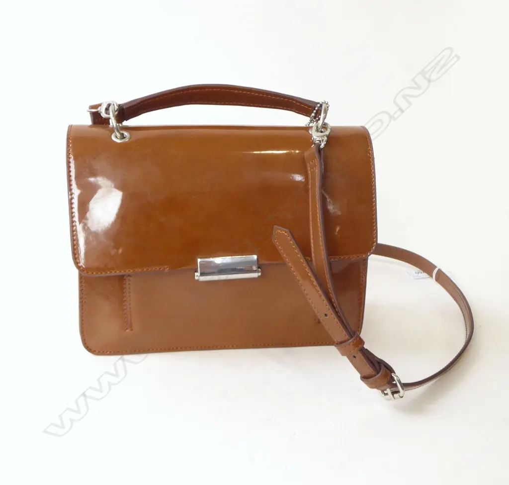 CLARKS SHOULDER BAG L250MM Image 1++