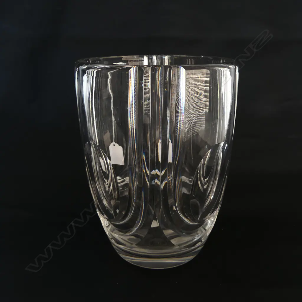 SIGNED CUT CRYSTAL VASE H200MM Image 1++