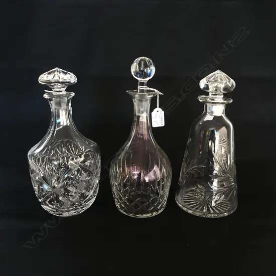 3 MISMATCHED CRYSTAL DECANTERS H270MM