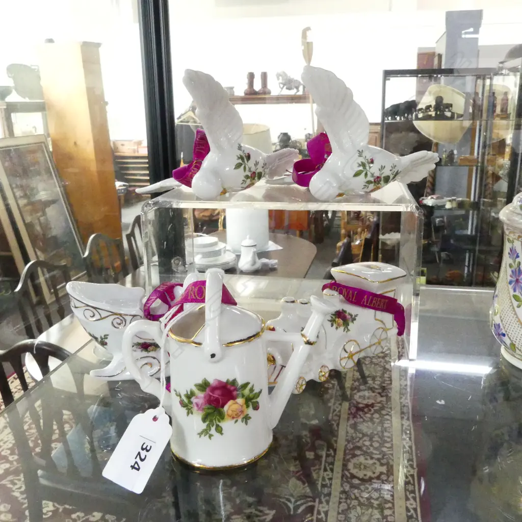 5PCS R/ALBERT OLD COUNTRY ROSE CHINA 2 PEACE DOVES L100MM TRAIN L110 SLEIGH L100 & WATER CAN H90MM Image 1++