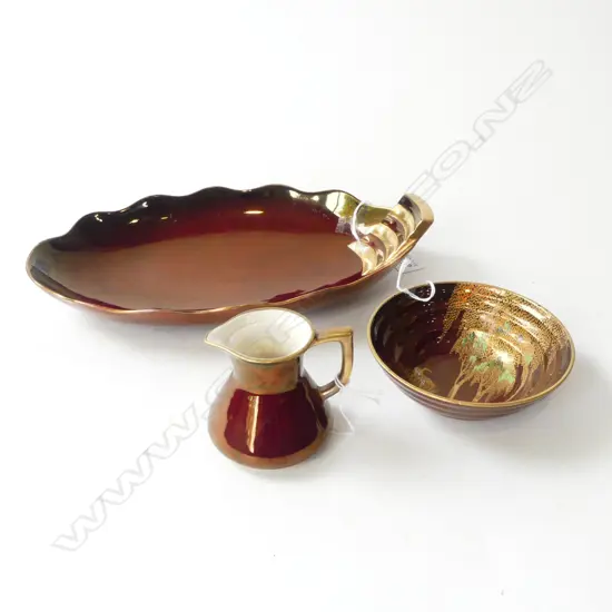 3PCS ROUGE ROYAL CARLTON WARE 2 BOWLS LONGEST 310MM & JUG H80MM