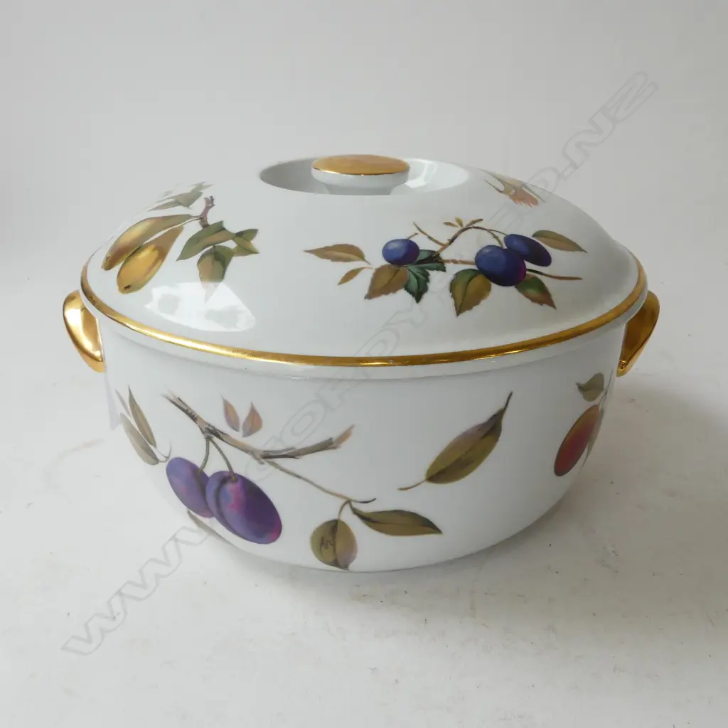 2 HANDLED EVERSHAM WORCESTER LIDDED TURREEN DIA 240MM Image 1++