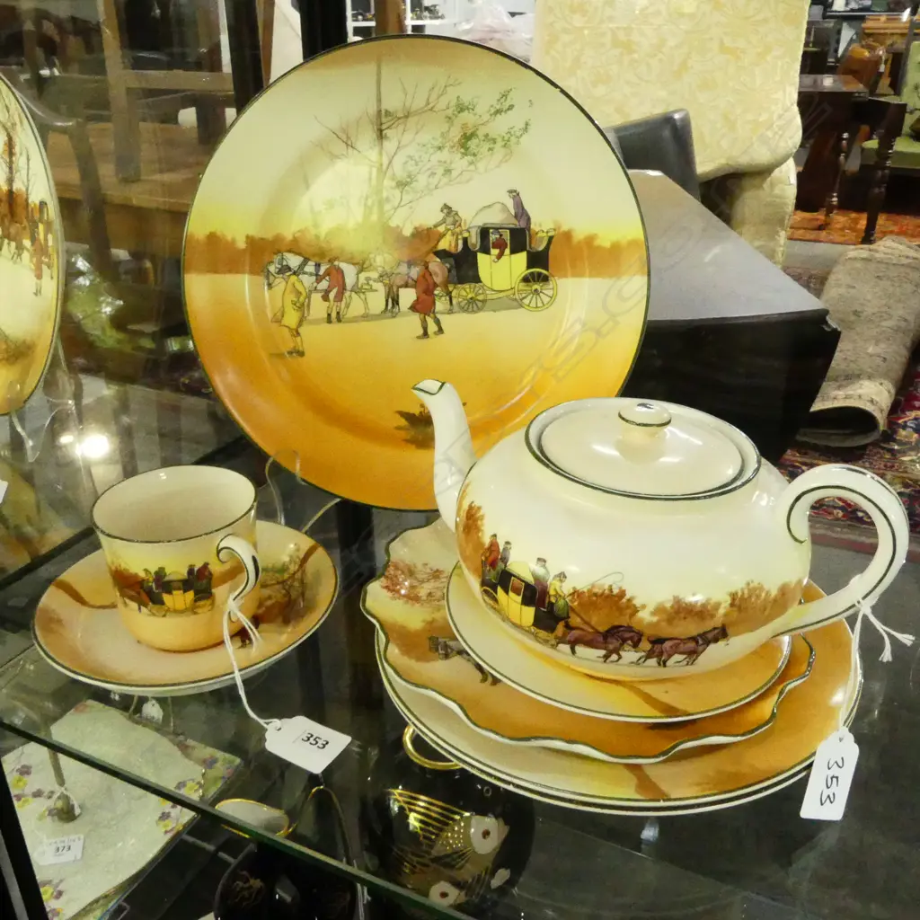 COLLECTION 4 RACK PLATES TEAPOT CSP CHIP RD COACHING PAT DIA TEAPOT 220MM Image 1++