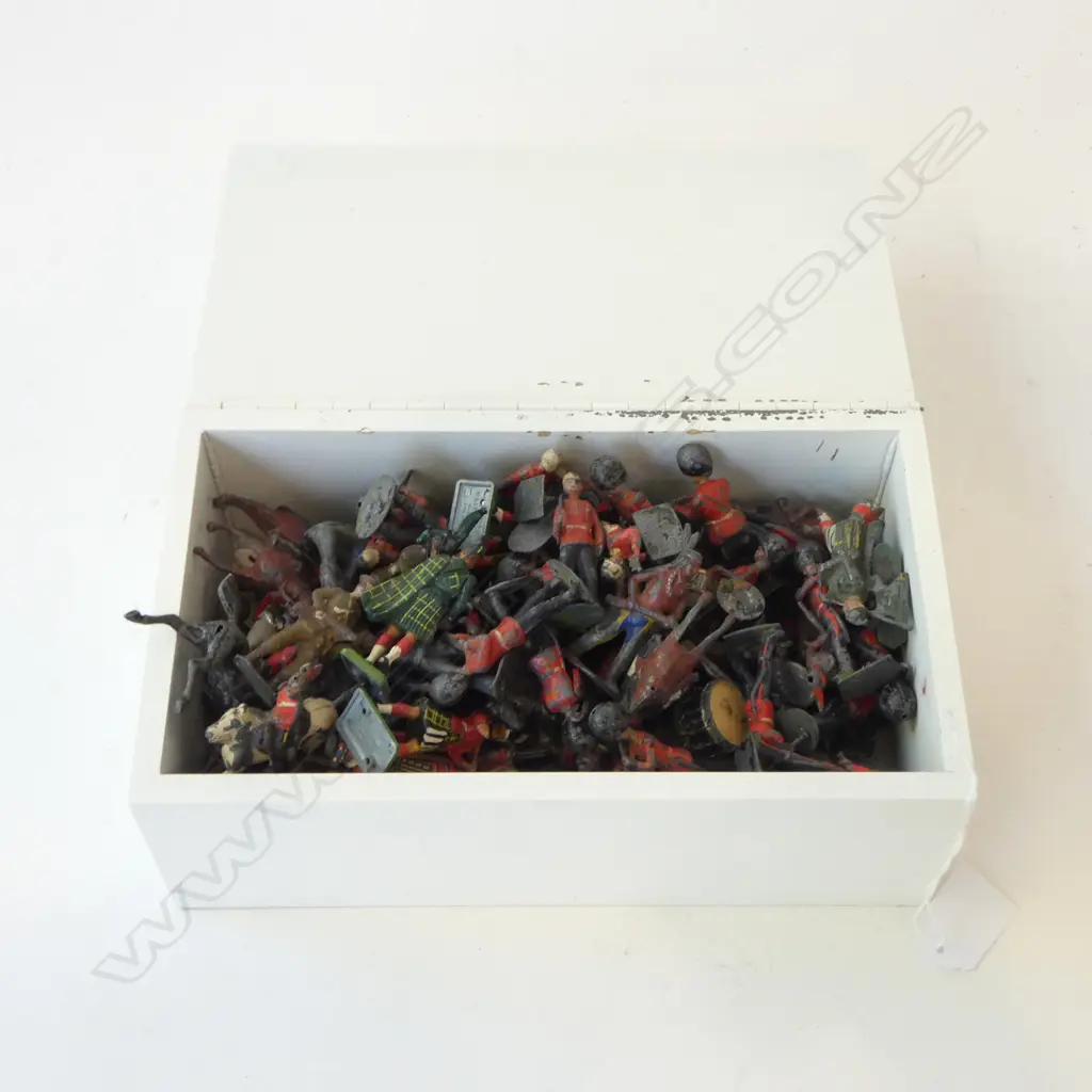 ANTIQUE TOY LEAD SOLIDERS H.60mm Image 1++