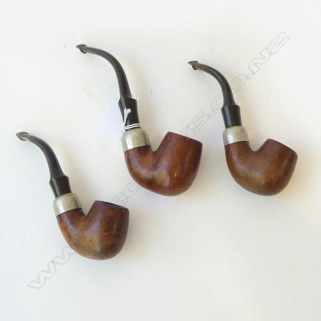3 VINTAGE IRISH WOODEN SMOKING PIPES W.140mm Image 1++