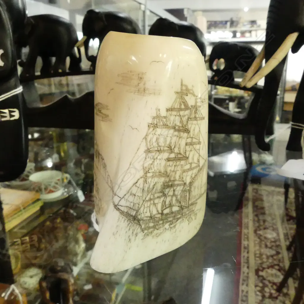 MODERN SCRIMSHAW BONE FRAGMENT SIGNED 'K.S.' H.85mm Image 1++
