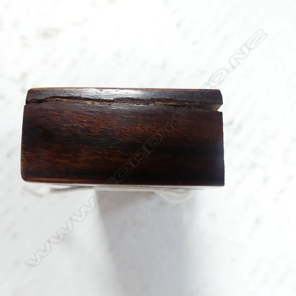 EXOTIC NZ TIMBERS INLAID CARD CASE. Mottled totara back + rewarewa etc H.120mm Image 1++