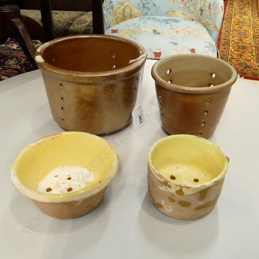 4 VINTAGE CERAMIC CHEESE MOULDS H.105mm Image 1++