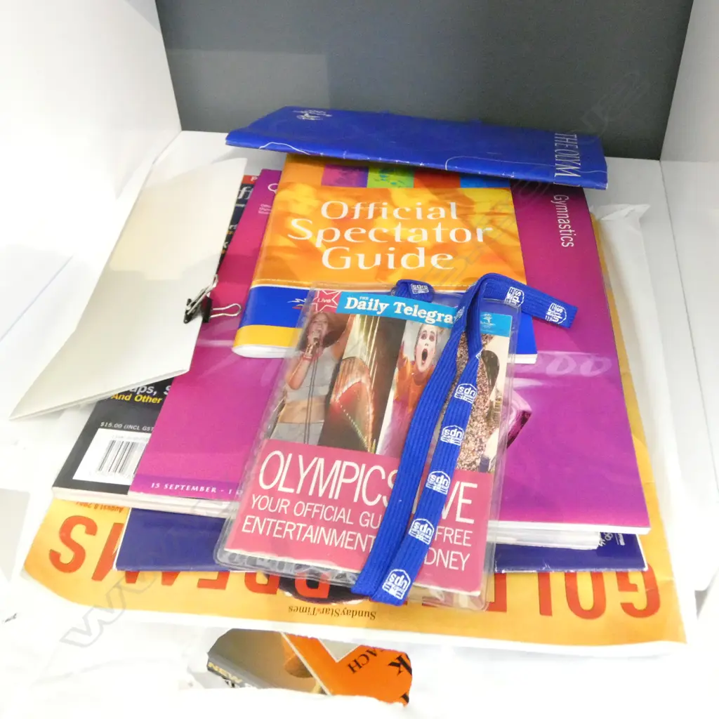 COLLECTION OF SYDNEY 2000 OLYMPICS EPHEMERA Image 1++