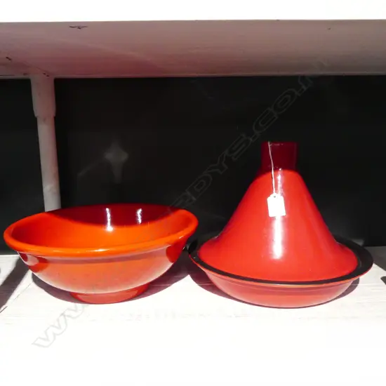 RED TAGINE H.250mm + RED BOWL 300mm dia