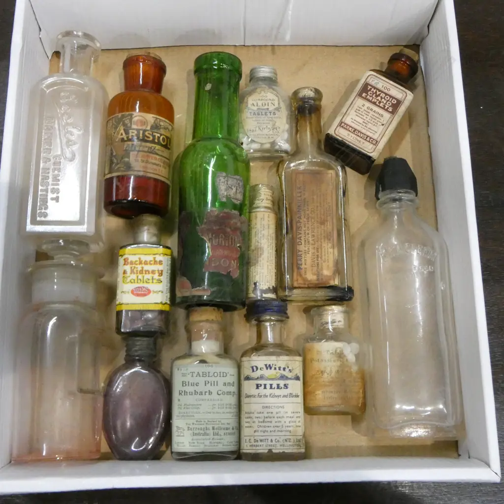 14 ANTIQUE MEDICINAL GLASS BOTTLES  Image 1++