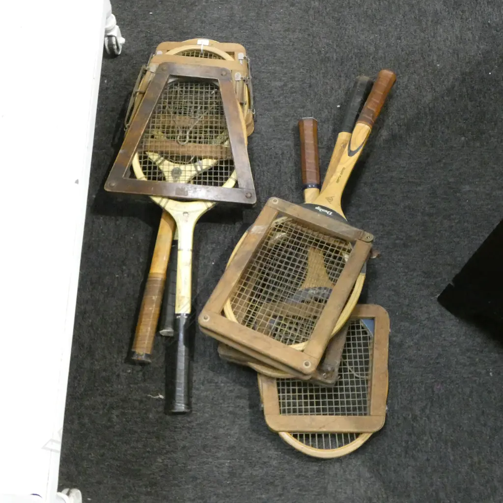 6 VINTAGE WOODEN TENNIS RACQUETS H.690mm Image 1++