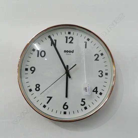 MODERN NOOD CLOCK 290mm dia