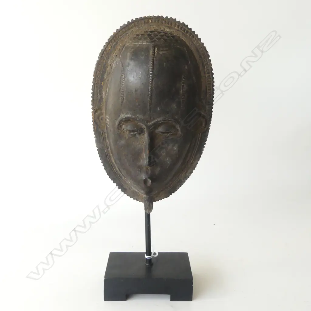 MOUNTED VINTAGE BAULE AFRICAN MASK carved wood H.425mm on stand Image 1++