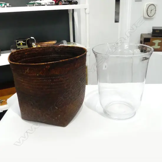 HURRICANE VASE H.280mm & WOVEN BIN