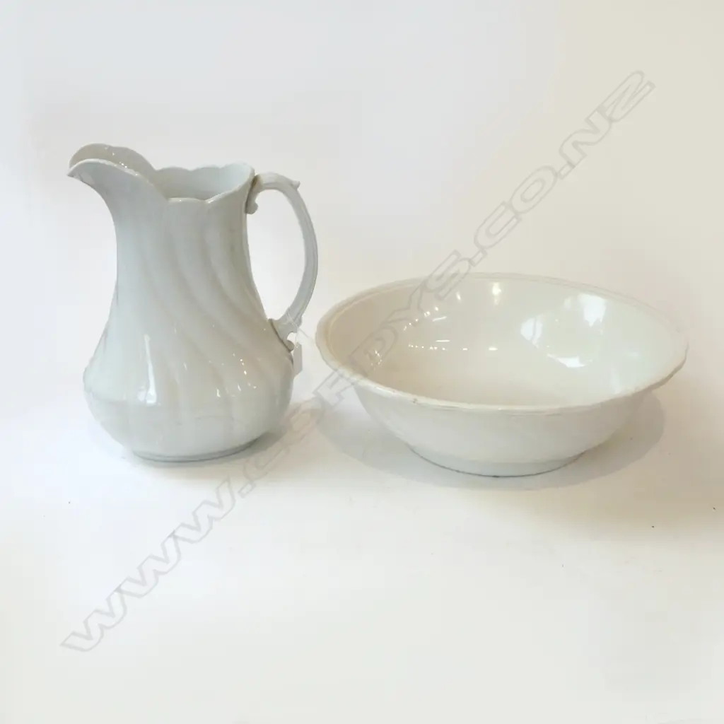 MELLOR TAYLOR SHELL DECORATION JUG & BASIN H.320mm Image 1++
