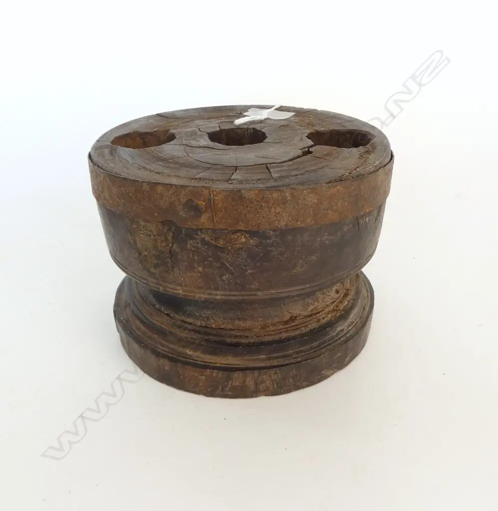 Wood reel with Iron binding Dia.160mm Image 1++