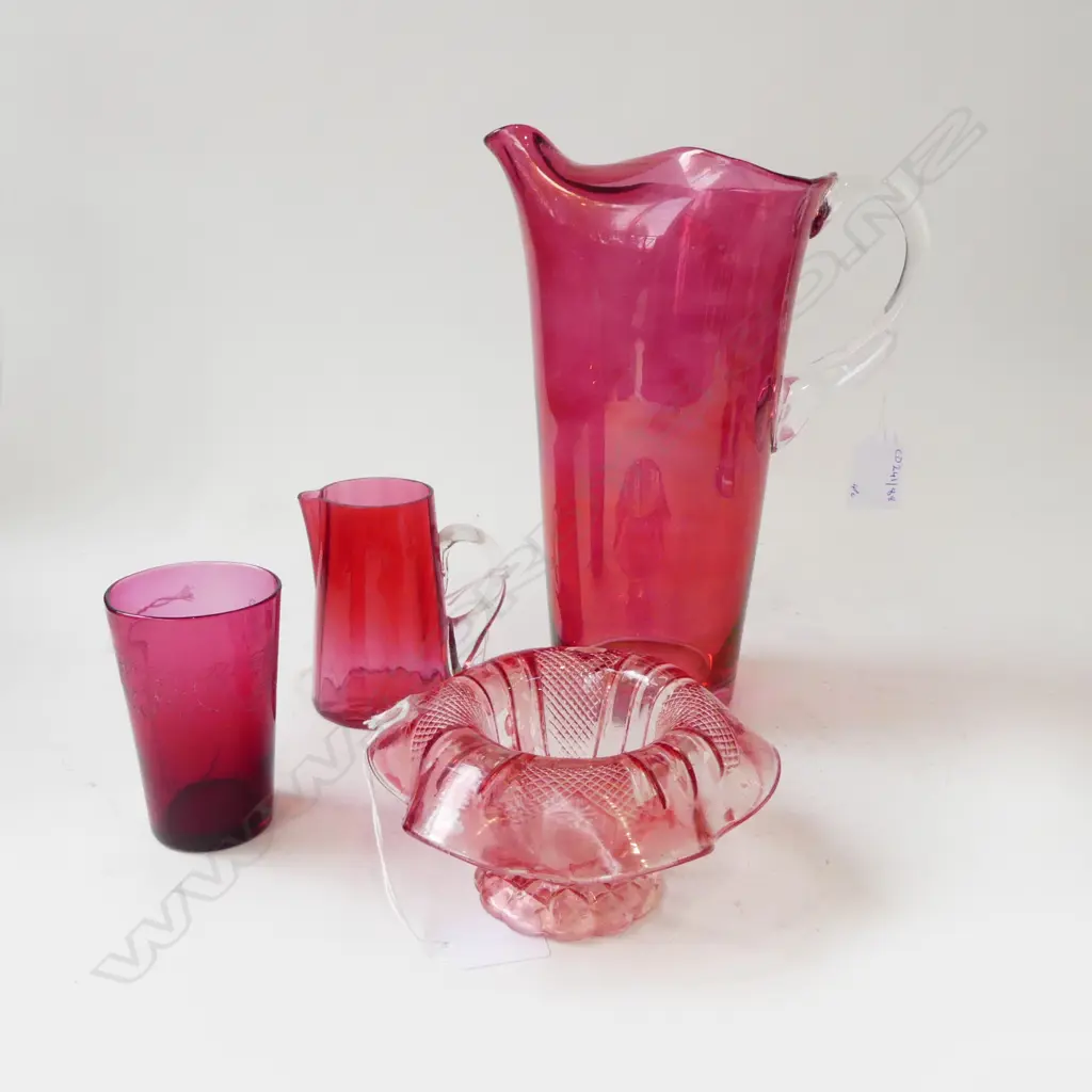 4PCS CRANBERRY GLASS TALL JUG H260MM SMALL JUG H100 BEAKER & VASE Image 1++