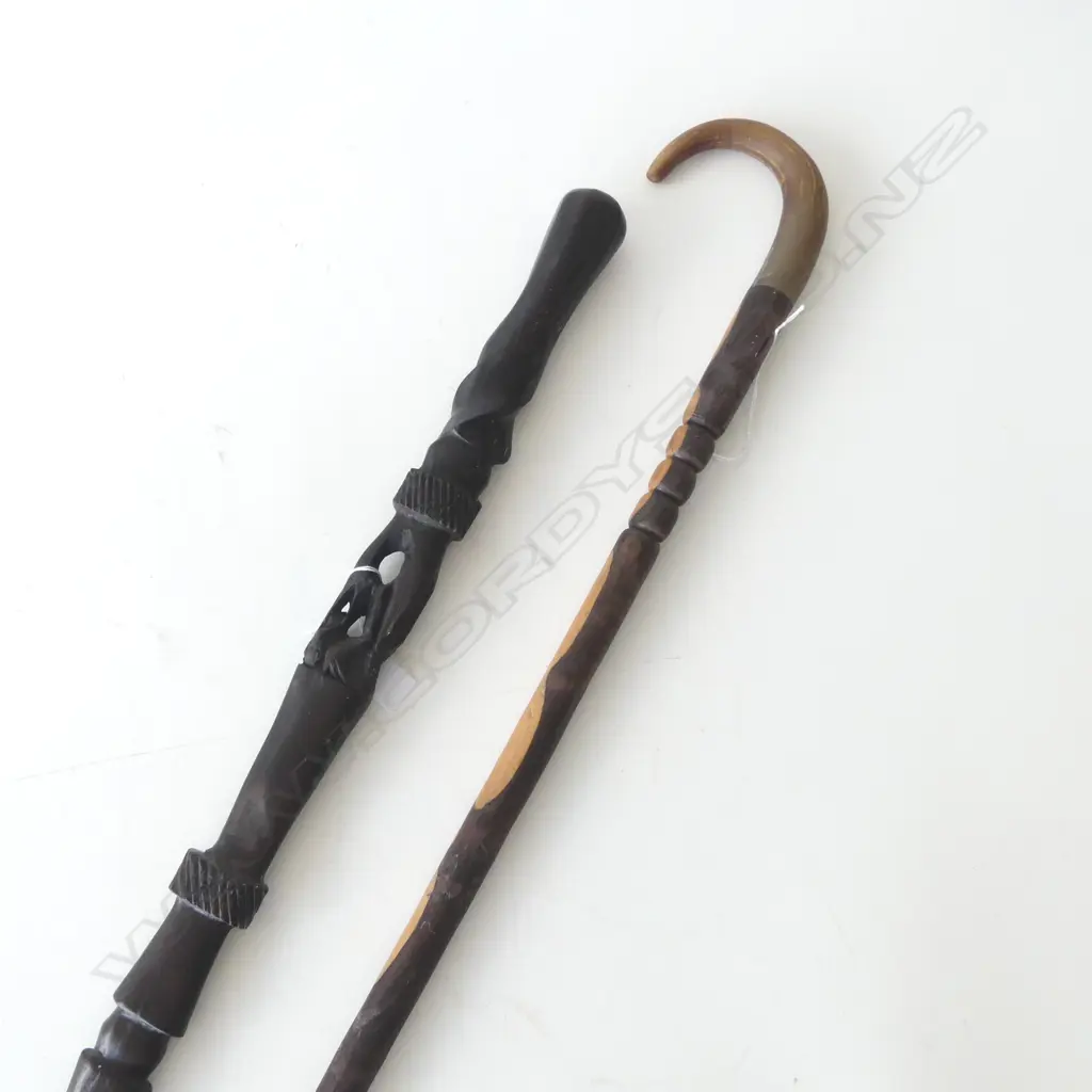 2 WALKING STICKS HORN HANDLE L910 & AFRICAN HARDWOOD L920MM Image 1++