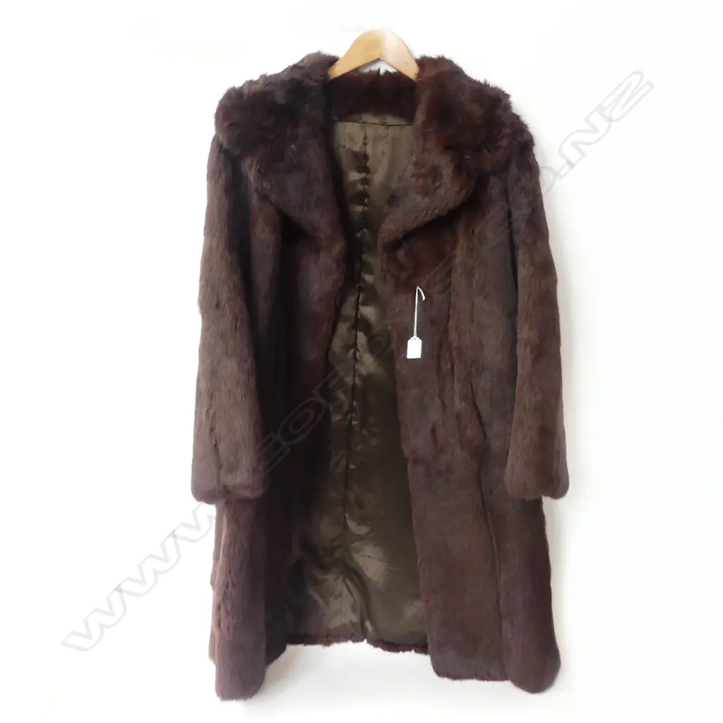 VINTAGE FUR COAT L.1000mm Image 1++