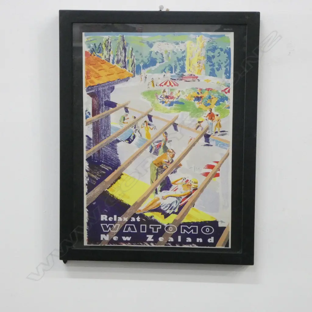 3 x FRAMED NZ VINTAGE TRAVEL PRINTS, 320 X 220MM Image 1++