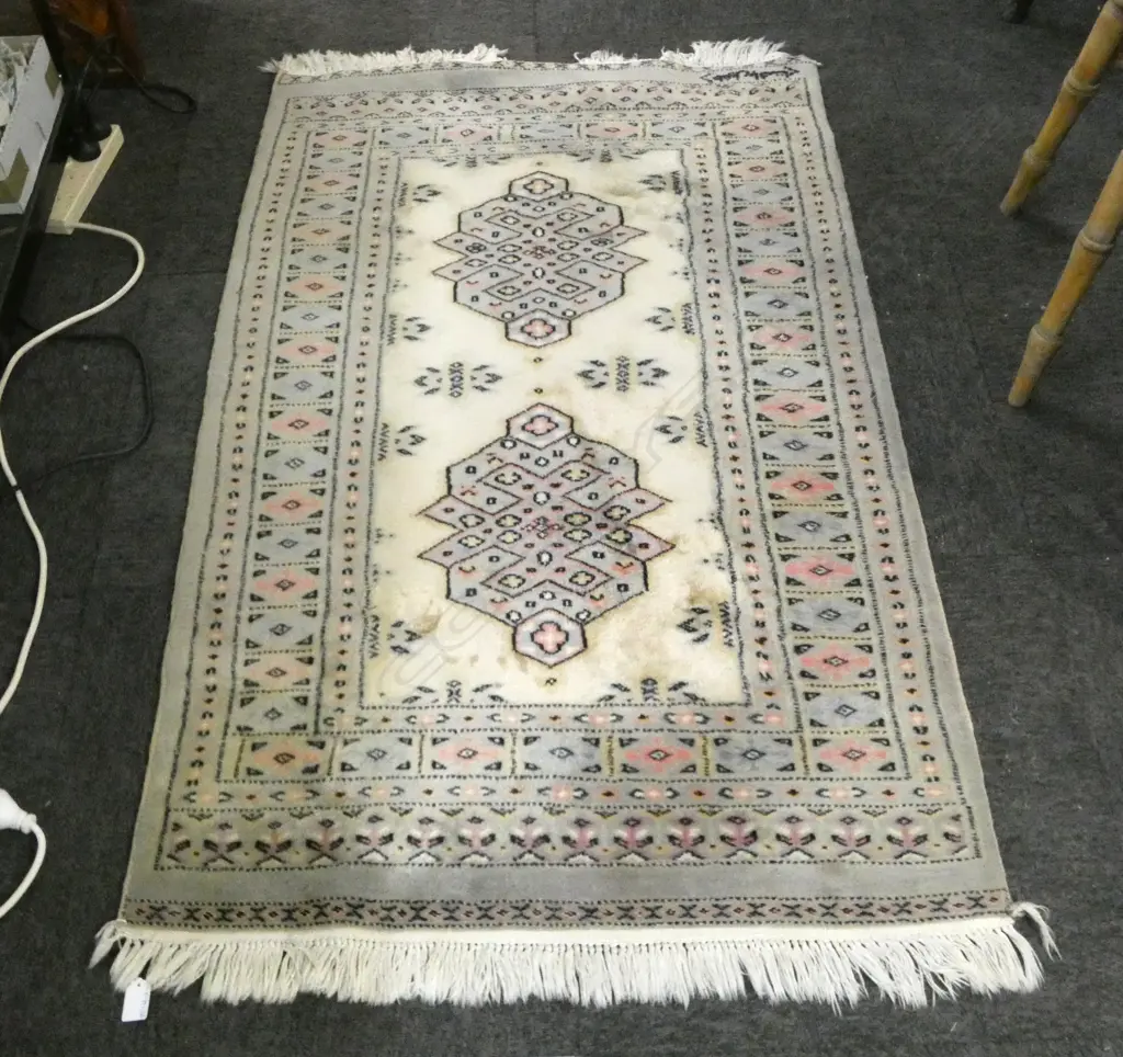 HAND KNOTTED WOOL PILE RUG 1300x800mm Image 1++