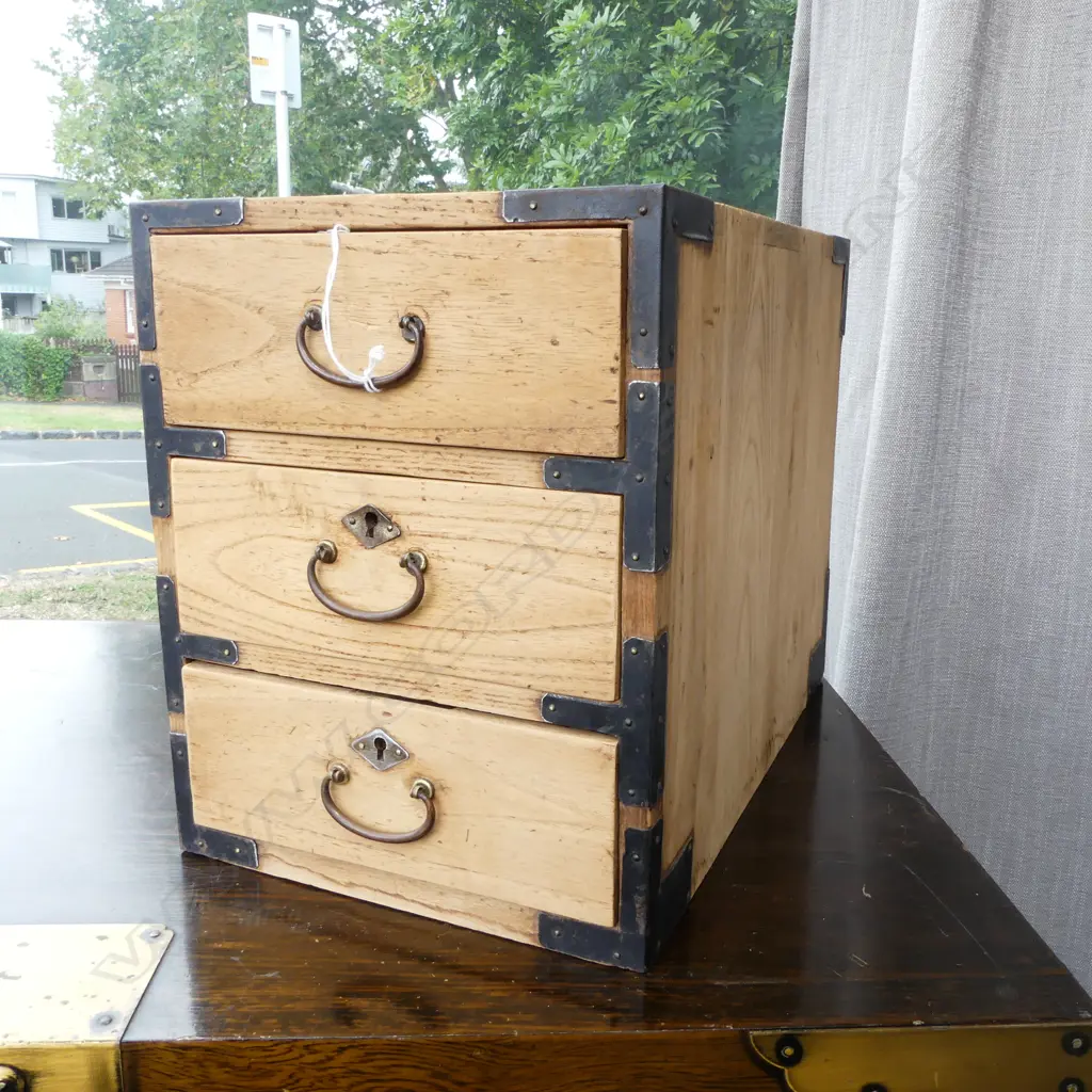 Old 3 drawer vintage japanese collectors chest H.285mm Image 1++