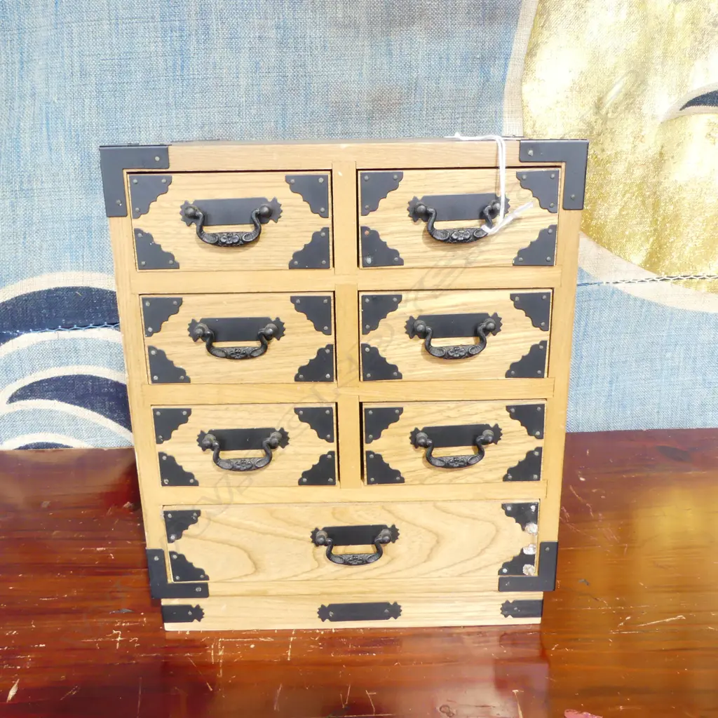 Vintage japanese sewing box; 7 drawer W. black metal fittings, H.270mm Image 1++