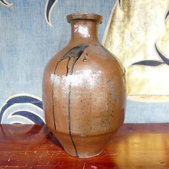 Anagama pottery sake vessel; rich lustre glaze, H.500mm