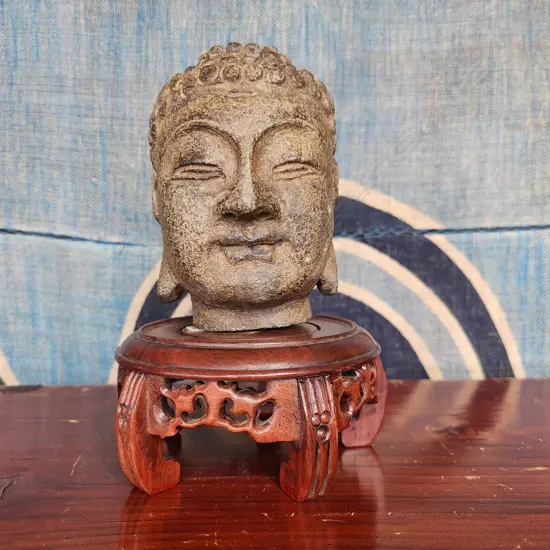 SOLID METAL BUDDHA HEAD H.135mm ON WOODEN STAND