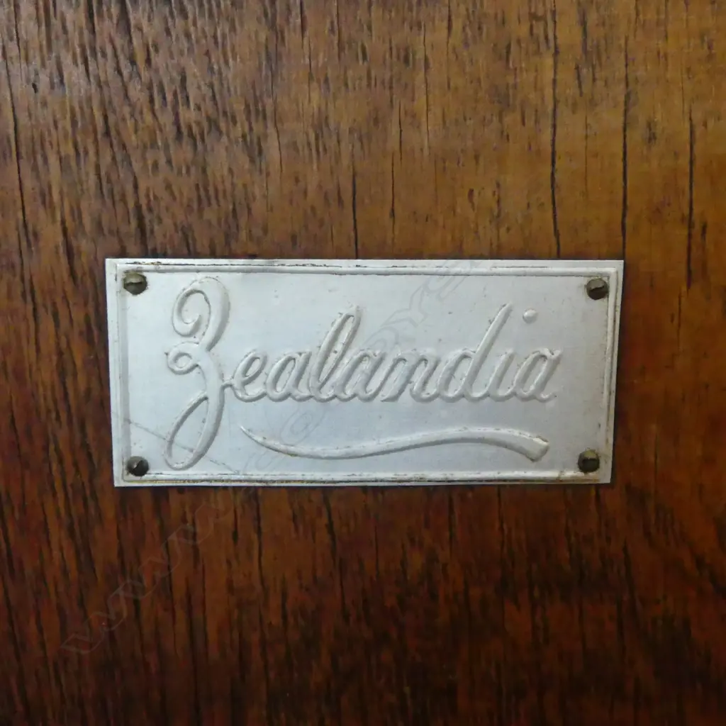 'ZEALANDIA' ICE BOX - G. RHODES & SONS Ltd BUILDERS AUCKLAND 640x455x800mm Image 1++
