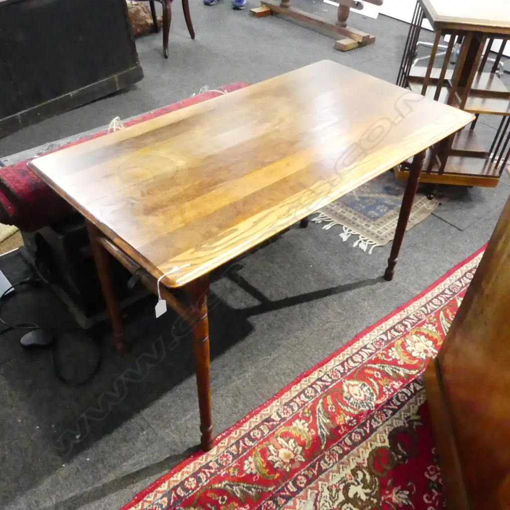 *RTV* PLANK TOP CAMPAIGN TABLE 1090x570x660mm (TOP MARKED) Image 1++