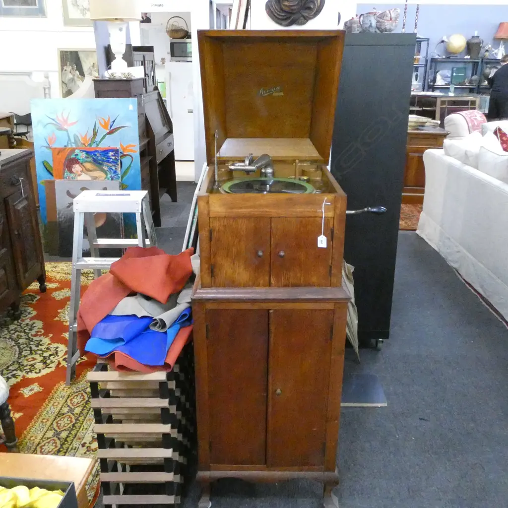 OAK CASED 'AVONICA' GRAMOPHONE by PEPPLERS Ltd. CHRISTCHURCH,  450x510x1210mm Image 1++