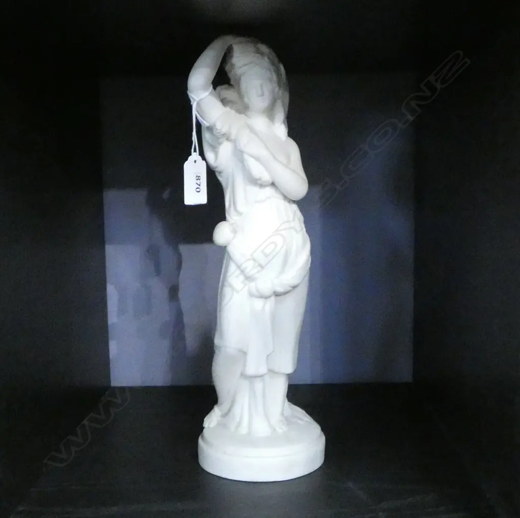 PARIAN WARE WOMAN H.340mm Image 1++