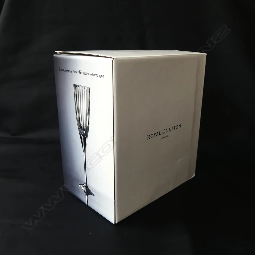 SET 6 ROYAL DOULTON CRYSTAL LINEAR CHAMPAGNE FLUTES As new in box Image 1++