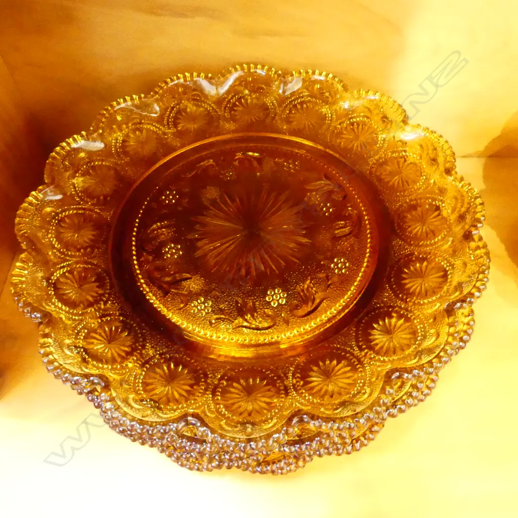 AMBER GLASS DINNER SET Image 1++