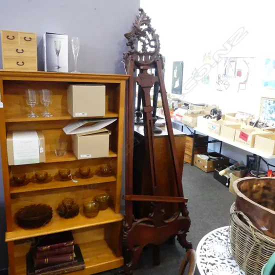 LG CARVED WOODEN EASEL H.2180mm