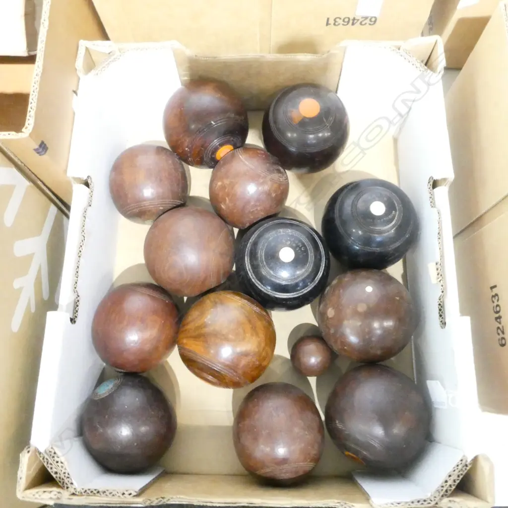 13 VINTAGE WOODEN INDOOR BOWLING BALLS JAQUES LONDON ETC  Image 1++
