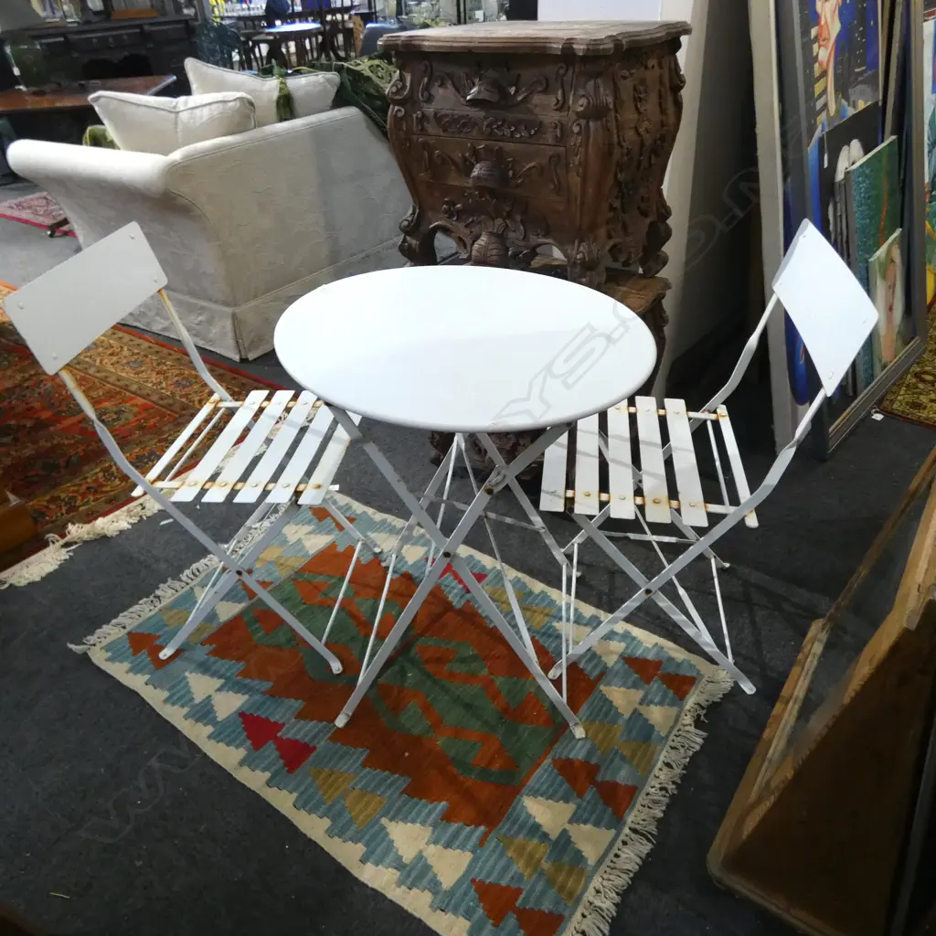 WHITE METAL 3 PCE PATIO SET; PR CHAIRS + TABLE, STAINING Image 1++