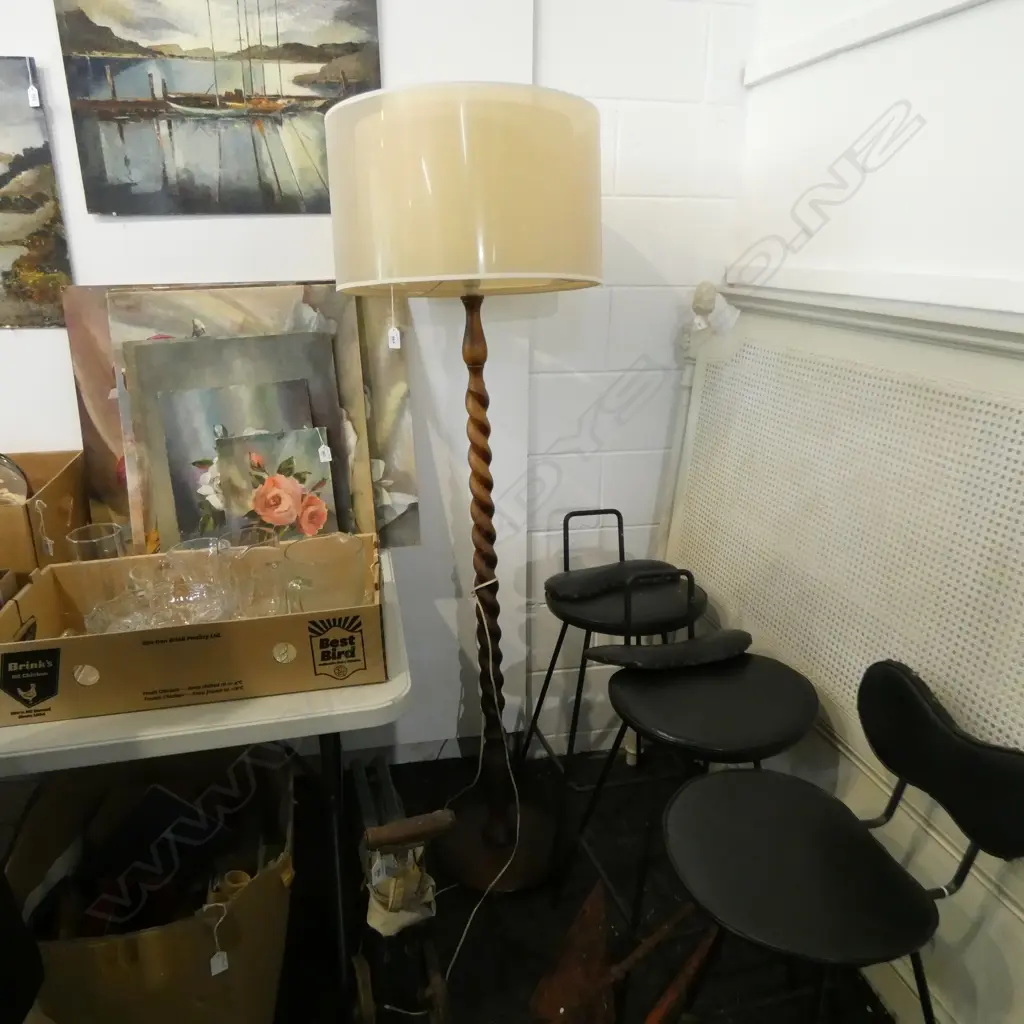 BARLEY TWIST STANDARD LAMP H.1630mm shade not firmly attached Image 1++